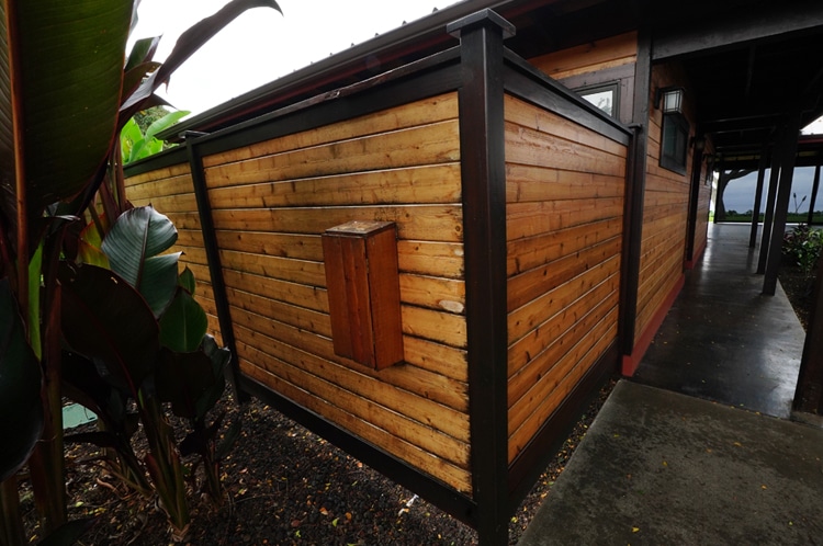 Holualoa Inn Events Pavilion March 2021 - exterior with utility box