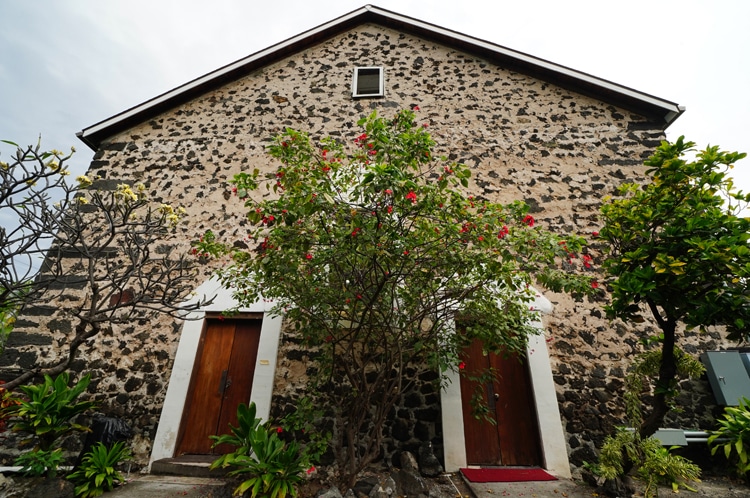 Maukaikaua Church - March 2021 - exterior with doors